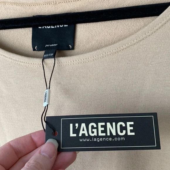 NWT L’Agence Kimora off the shoulder top sz xxs - Picture 9 of 9